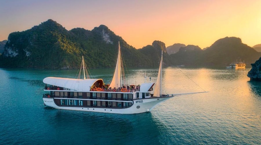 Overview of Sena Halong Cruise