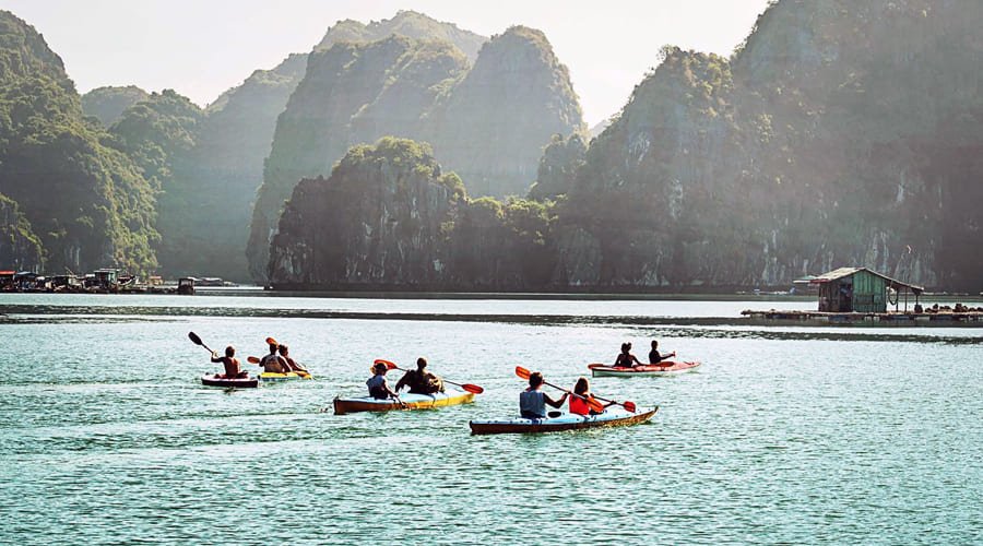 kayaking in Lan Ha Bay