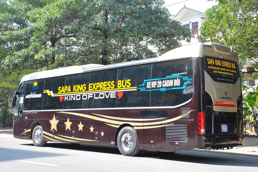 KingExpress - Private sleeping cabin bus Hanoi - Sapa - Hanoi