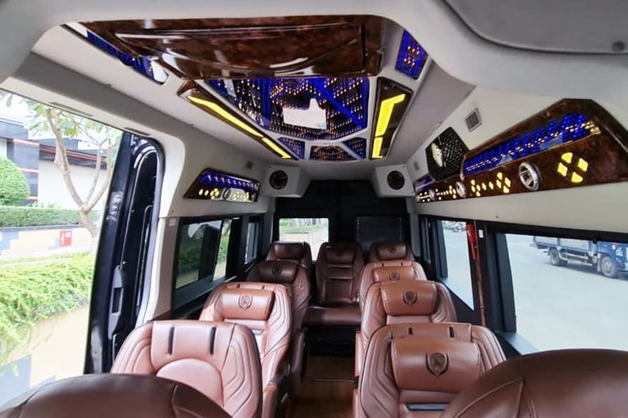 Limousine bus transfer Halong - Ninh Binh - Halong