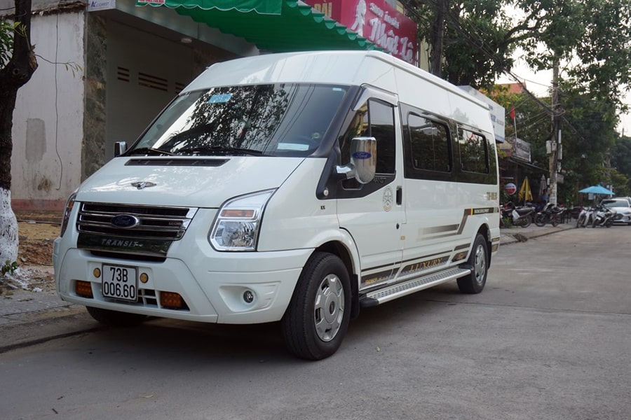 minivan (16 seater car)