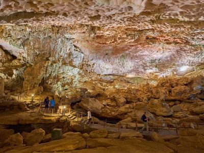 Surprise Cave in Ha Long Bay