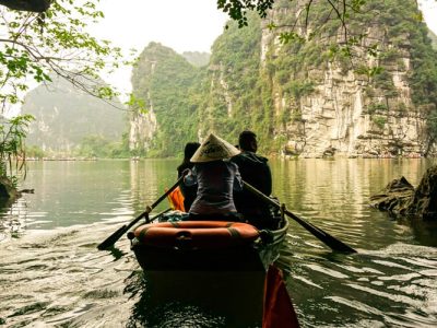 boat trip in Trang An