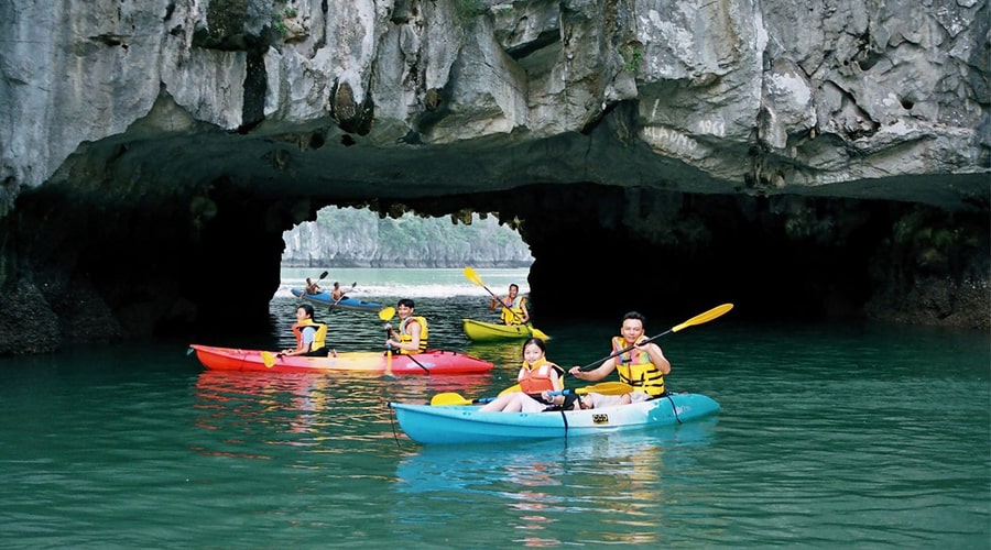 kayaking in Luon Cave Halong Bay