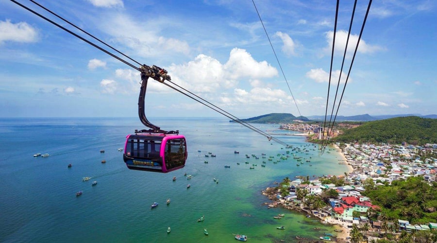 Cable car to Aquatopia Water Park