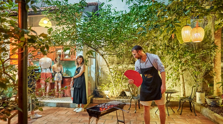 Hanoi cooking class in a local villa