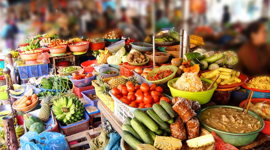 local market in Hanoi