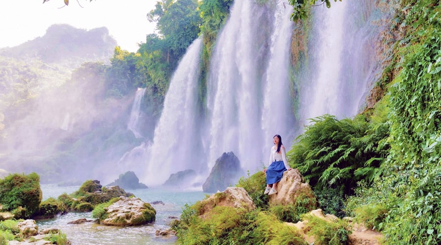 Ban gioc waterfall