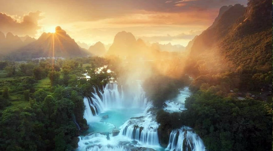 Ban gioc waterfall from above