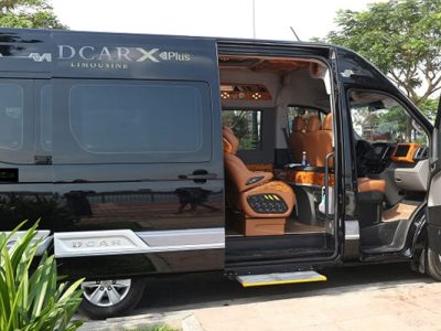 Limousine van